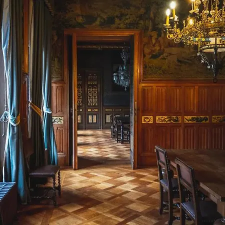 Castle Ten Berghe Chateau Bed and breakfast *
