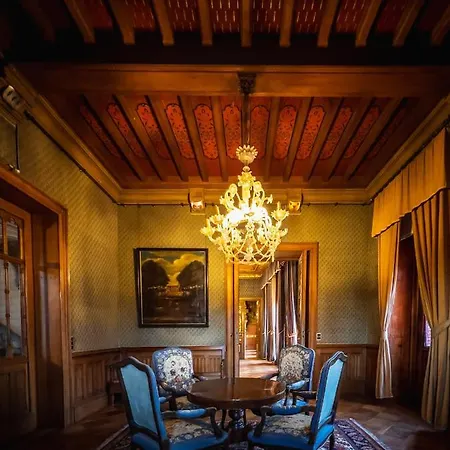 Bed and breakfast Castle Ten Berghe Chateau Brujas