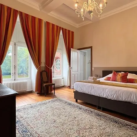 Castle Ten Berghe Chateau *